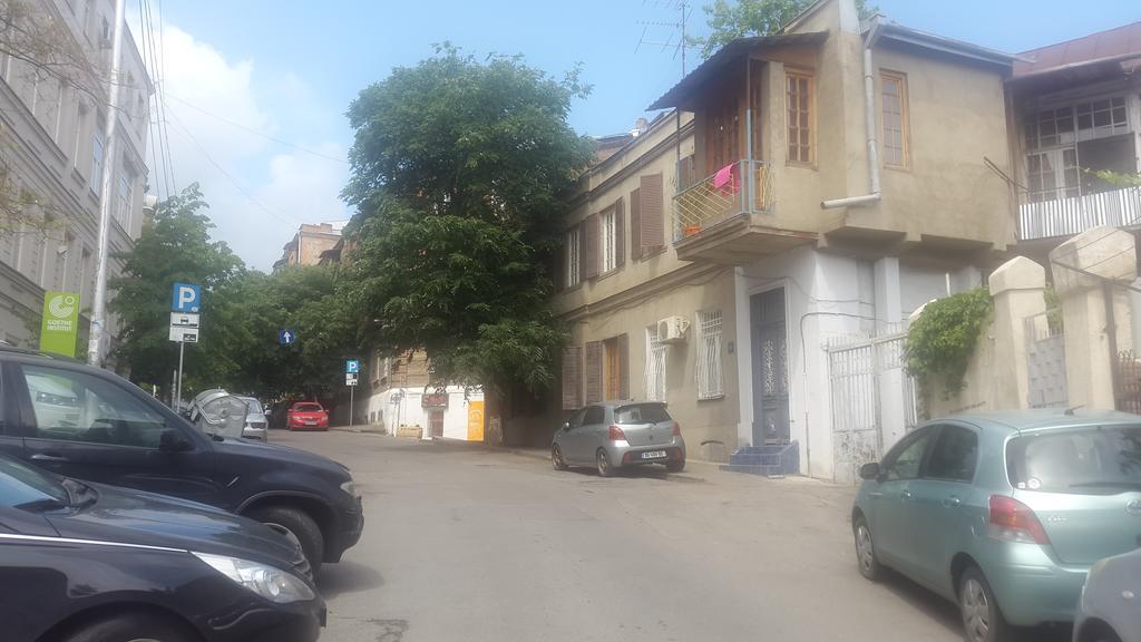 Dream House In The Center Of Tbilisi Hotel Bagian luar foto